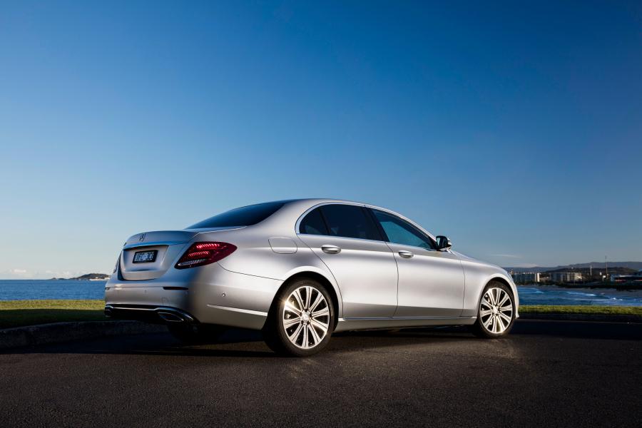  Mercedes-Benz E200 2016 года  (AU) (фото 4 из 15)